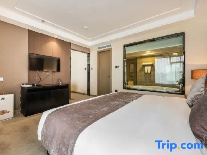 Premier Suite