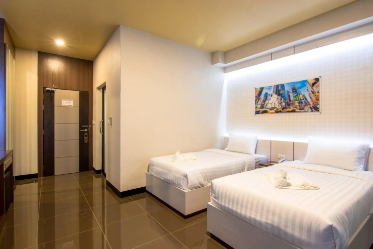 Standard Twin room