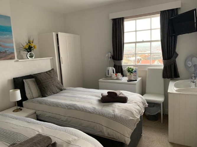 Economy Twin room