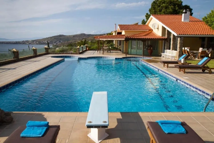 Grand Villa