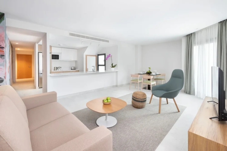 3 Bedrooms Deluxe Duplex room