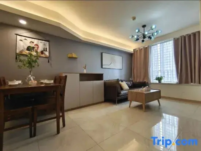 Holiday Sunshine Apartment