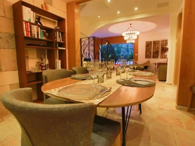 4 Bedrooms Deluxe Duplex room