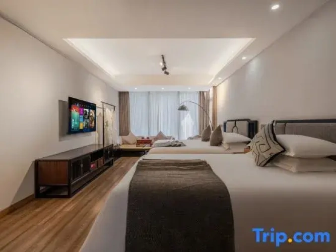 4 Bedrooms Suite