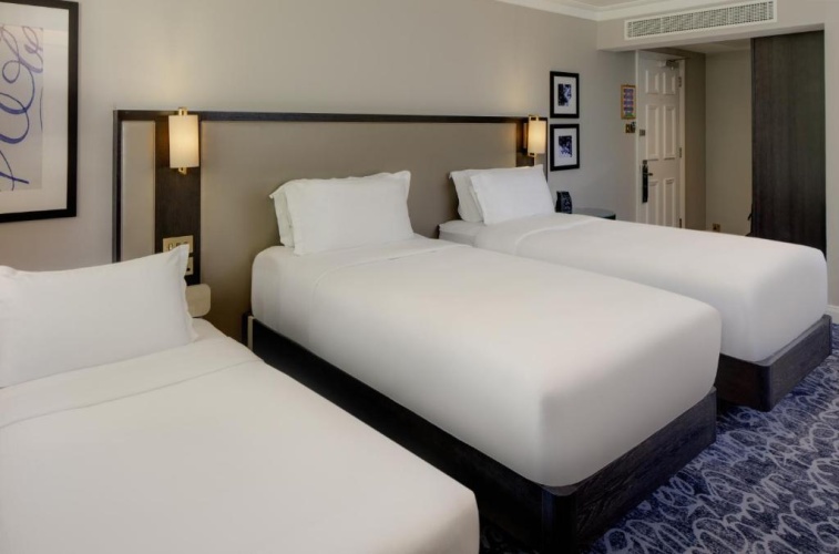 Triple room
