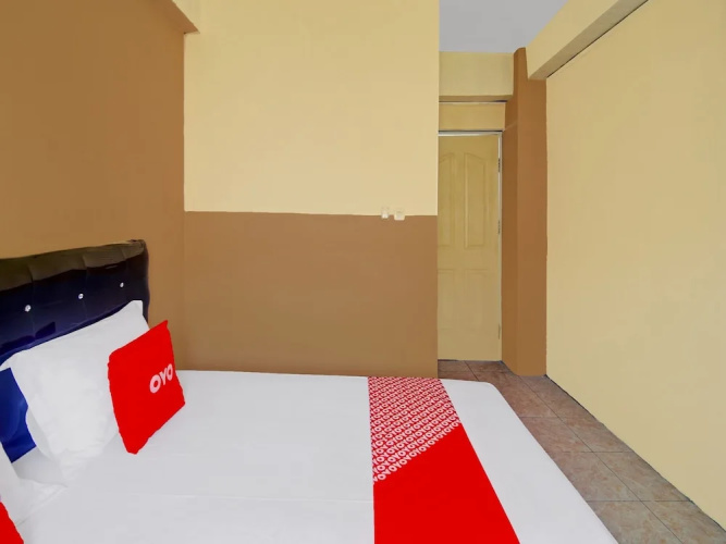 OYO 90499 Hotel Fortune