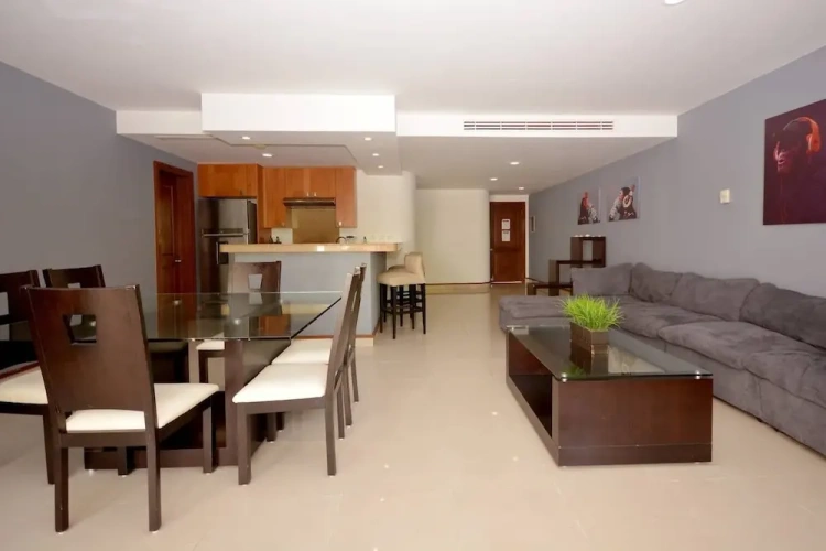 Deluxe Apartment with balcony