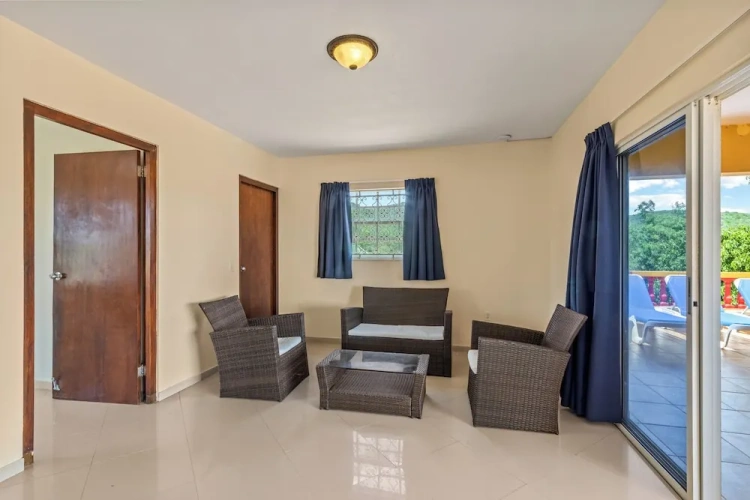 2 Bedrooms Villa with bay view