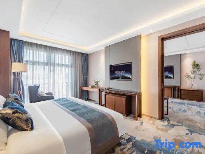 Deluxe Twin Suite