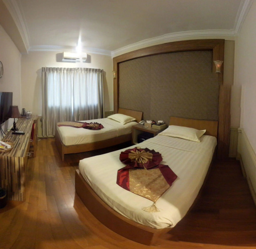 Hotel 63