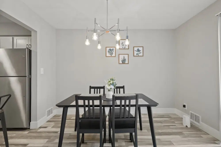 2BR Stay Close to Downtown
