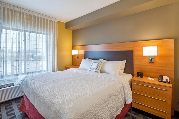 2 Bedrooms Quadruple Suite