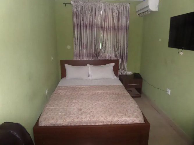 Terris Hotel and Suites