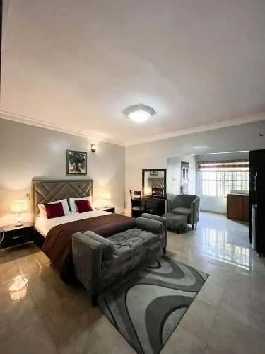 Economy room