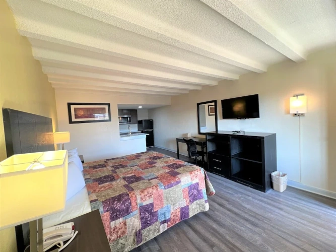Deluxe Double Suite