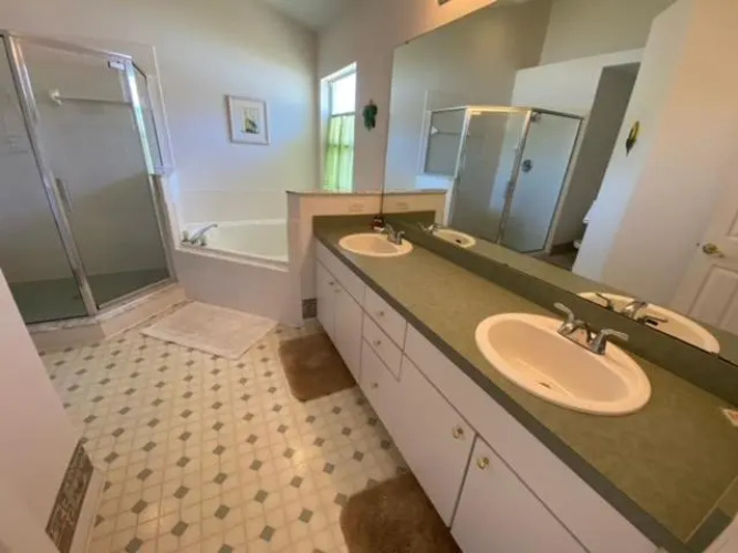 1938BEP - Golf front, split floor plan!