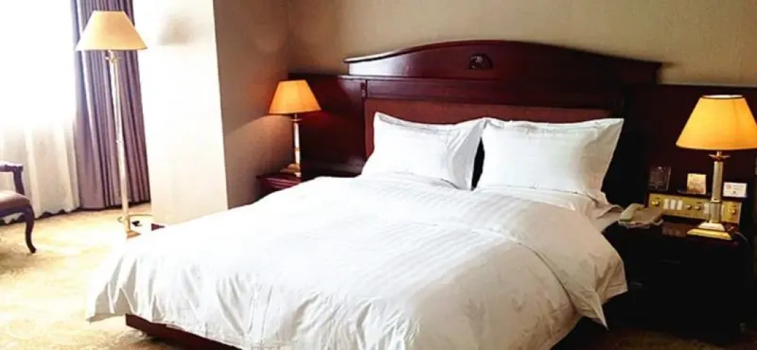 Standard Double room with city view