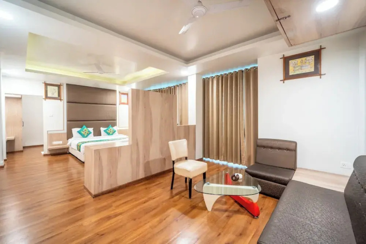 Hotel Kamal Regency