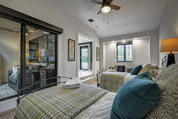 Guest rooms