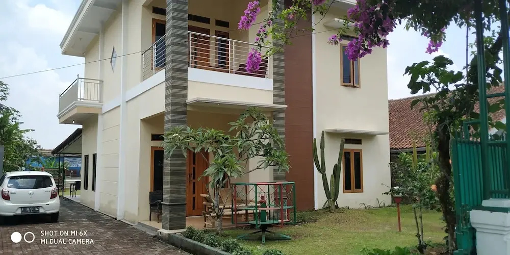 Sturgis Boutique Hotel Cipanas