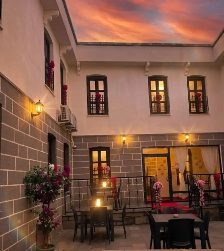 Deluxe Triple room with garden view
