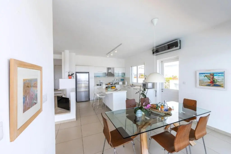 Protaras Beachfront Villa Alia