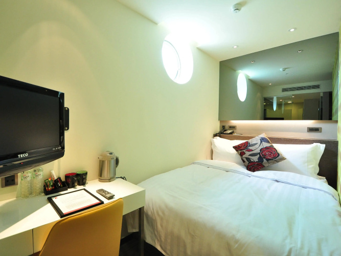 CHECK inn Taipei Xinyi