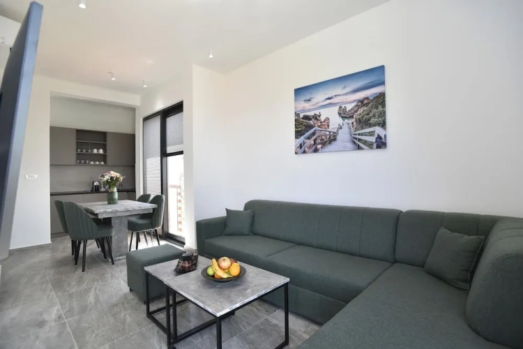 Family Apartment with balcony and with sea view