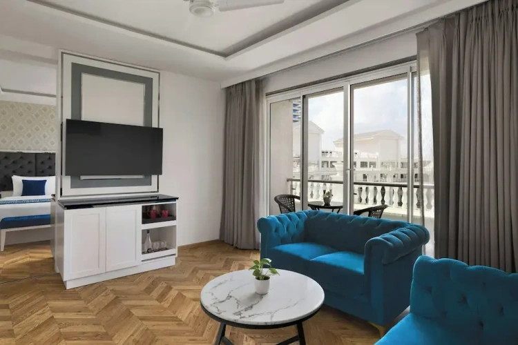 Double Suite with balcony and with garden view