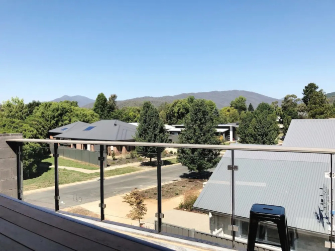 Mountain Mist Retreat - 5 Bedrooms