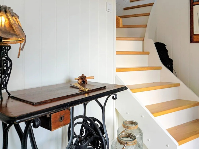 6 Person Holiday Home in Rönnäng