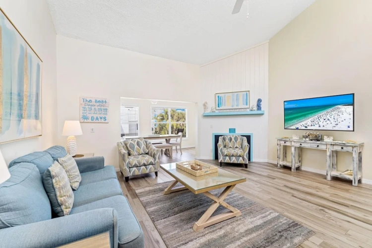 Apartment beachfront