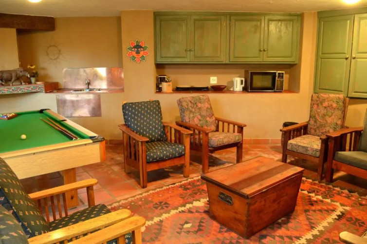 Du Barry Guest House