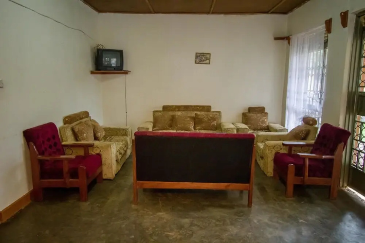 Virunga Campsite and Backpackers