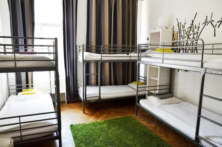 The Republic Garden - Hostel