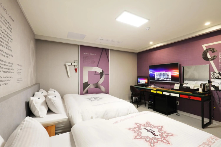 Hotel Mondavi