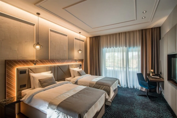 Deluxe Twin room with balcony