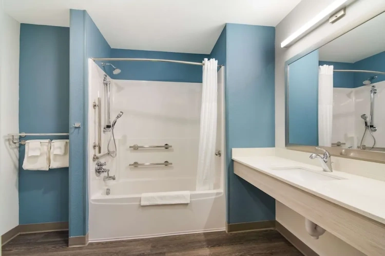 Quadruple Suite