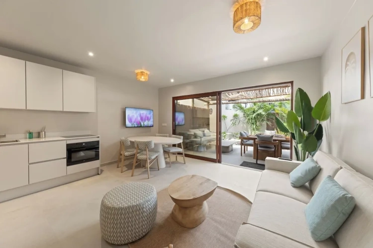 2 Bedrooms Comfort Bungalow with garden view
