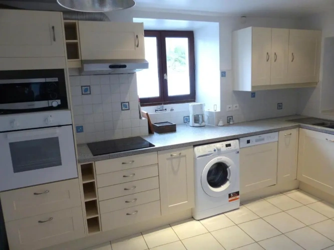 2 Bedrooms Cottage