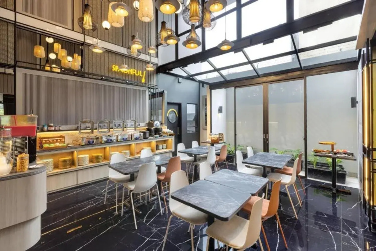 ROOMS INC Sudirman Jakarta