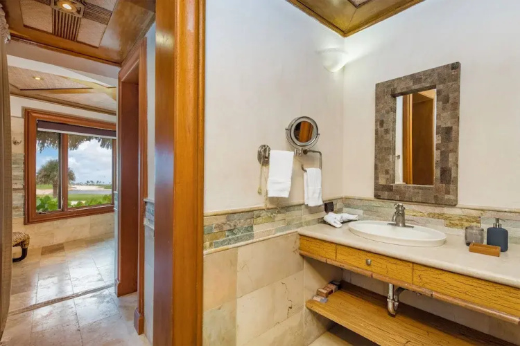 Ocean View Villa with Pool Chef Butler