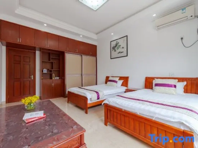 5 Bedrooms Tent