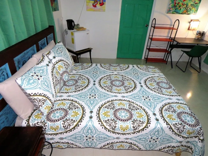 Economy room