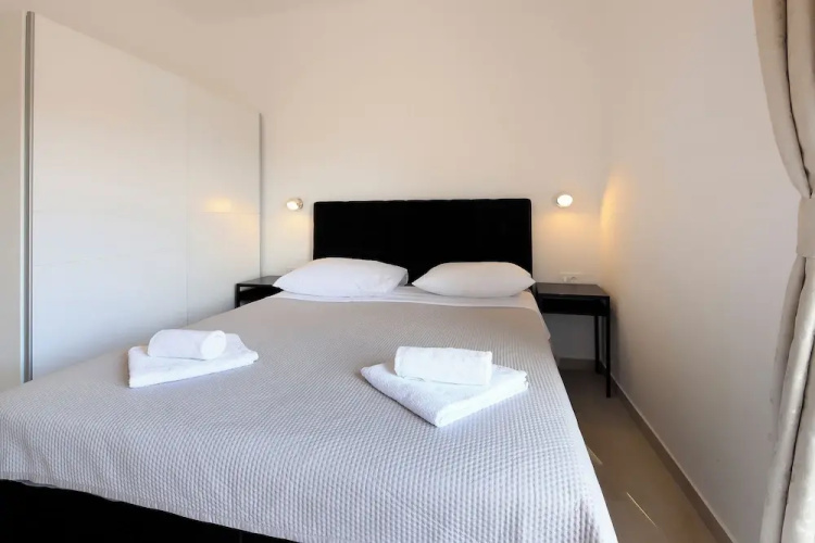 Apartments Lola