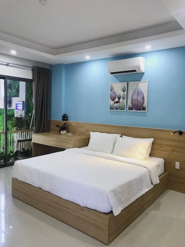 Deluxe Double Suite with pool view
