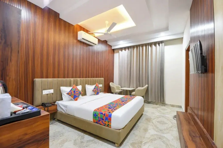 Premium room
