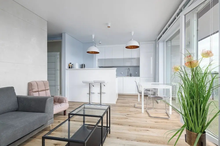 RentPlanet - przy Manufakturze