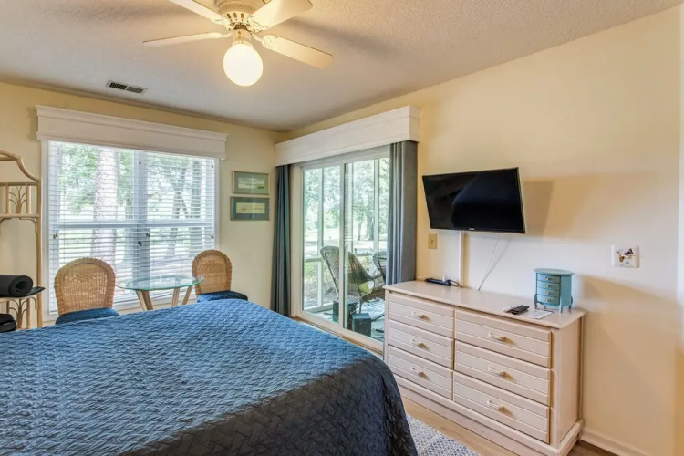 Condo w/ Golf Course Views < 1 Mi to Sunset Beach!