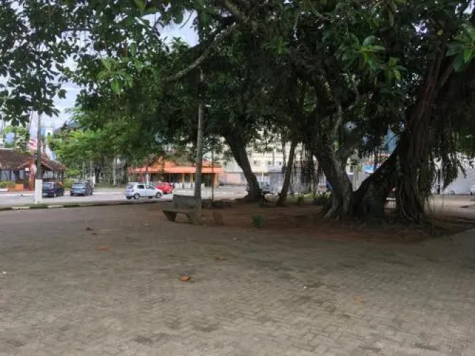Ap 2 dorms no Centro de Ubatuba